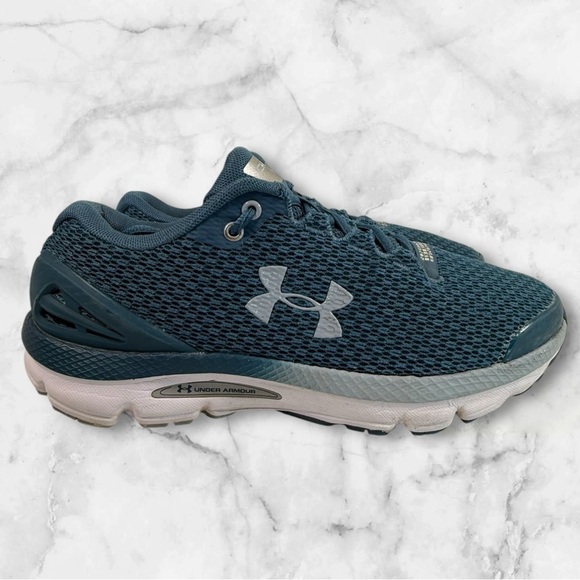 Under Armour Shoes - Women’s Under Armour Charged Gemini size 7.5